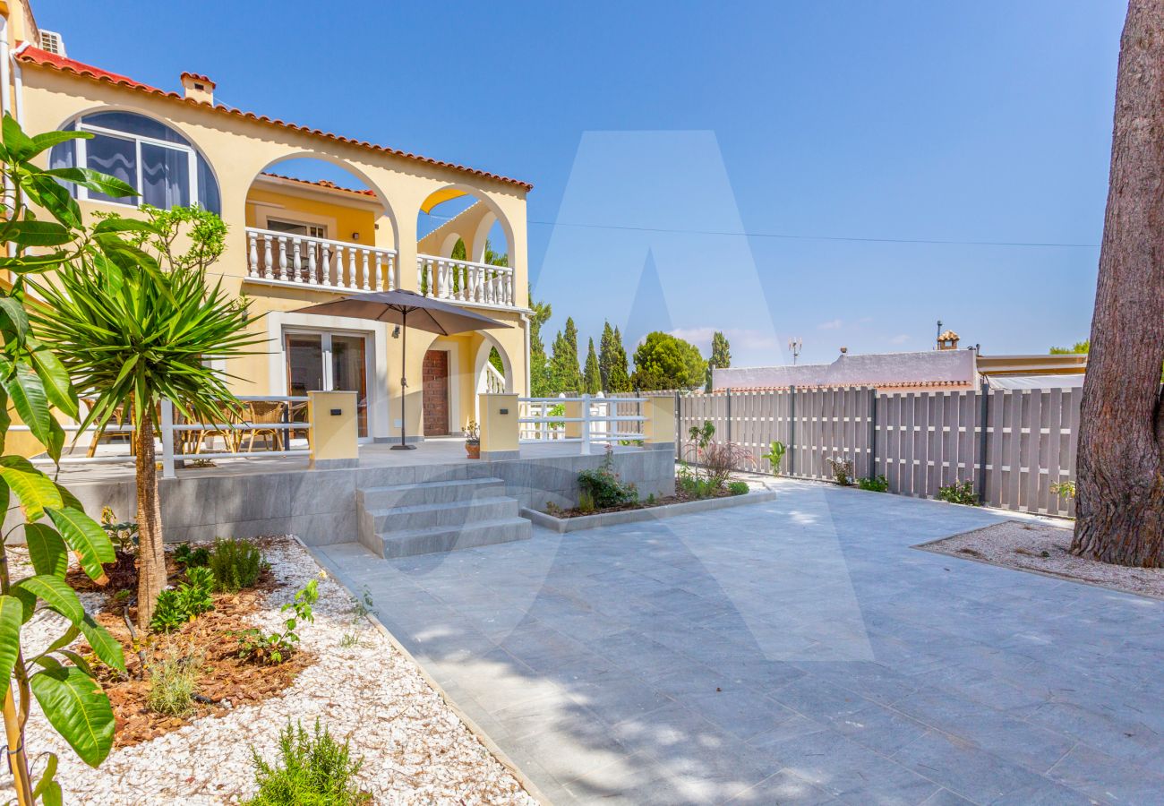 House in Torrevieja - Villa Sonrisa