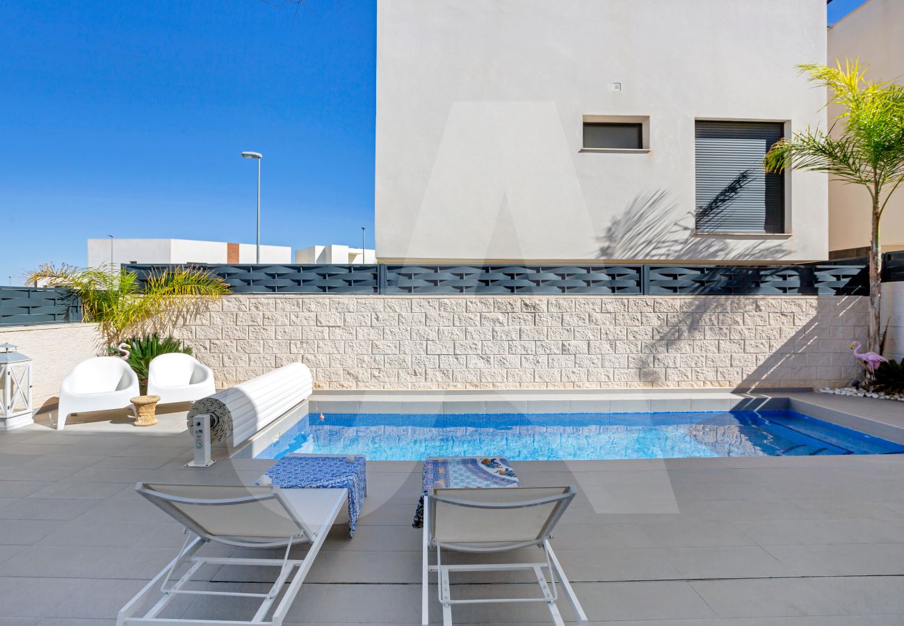 Villa en Benijófar - Casa Jint