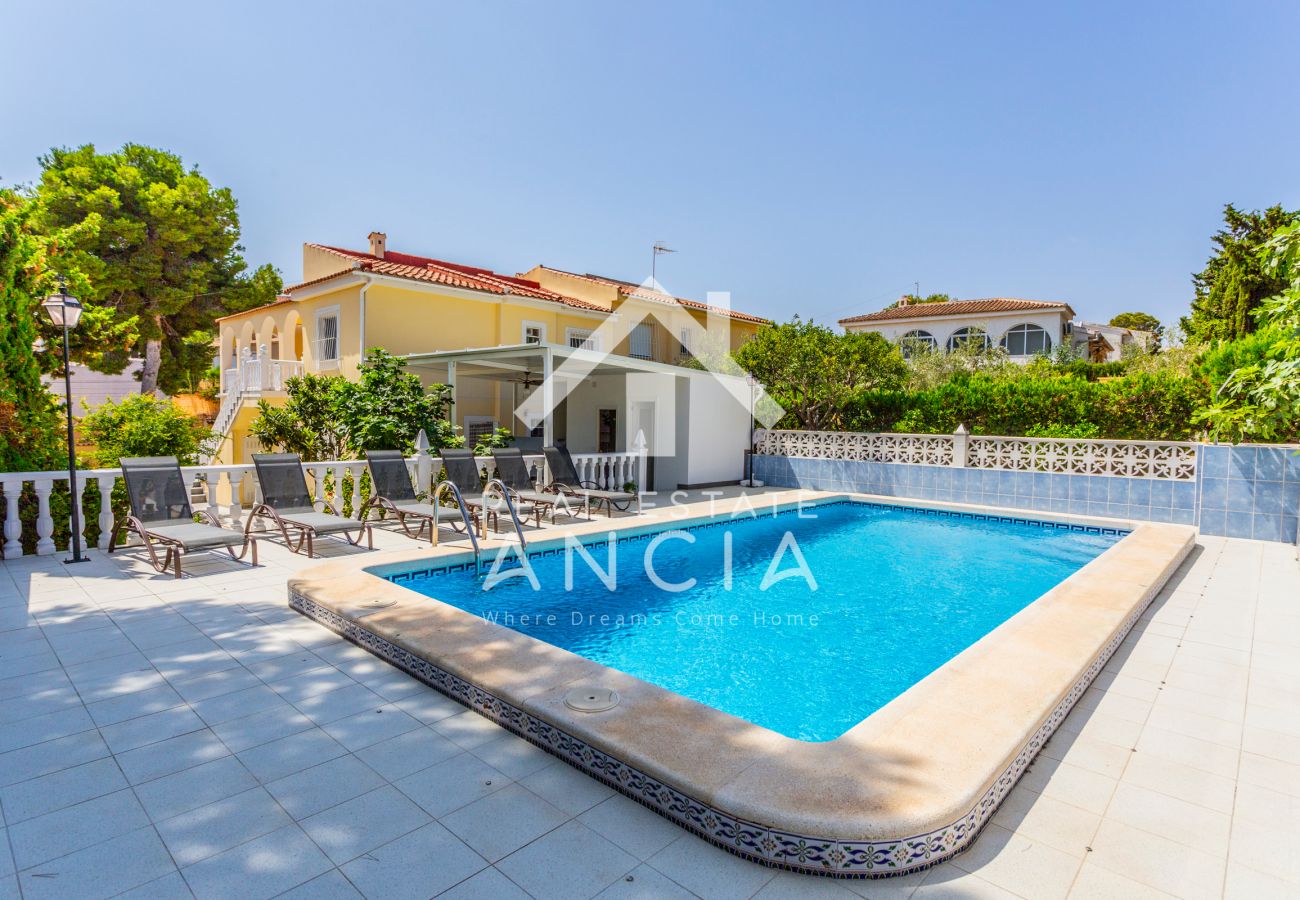 Casa en Torrevieja - Villa Sonrisa