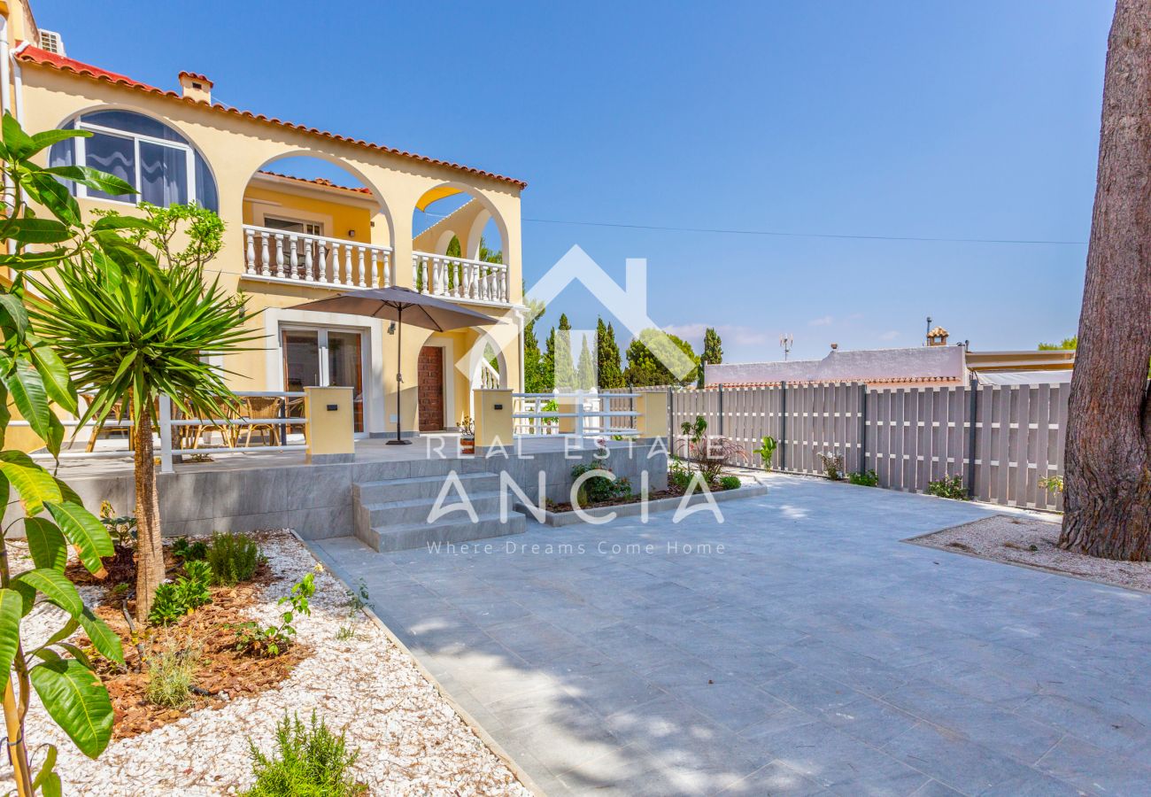 Casa en Torrevieja - Villa Sonrisa