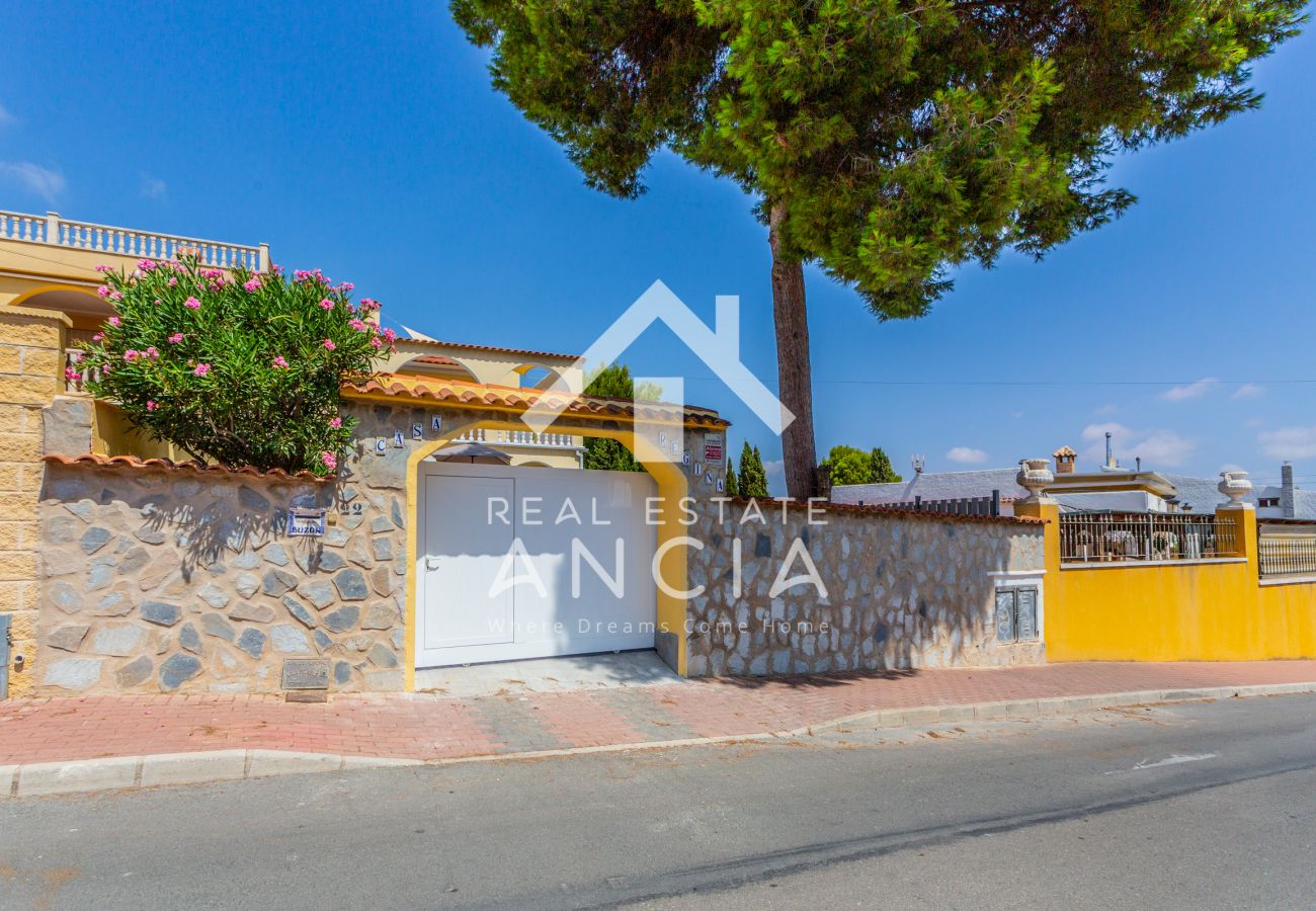 Casa en Torrevieja - Villa Sonrisa